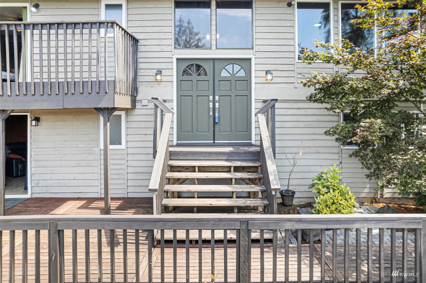2530 E Phinney Bay Place