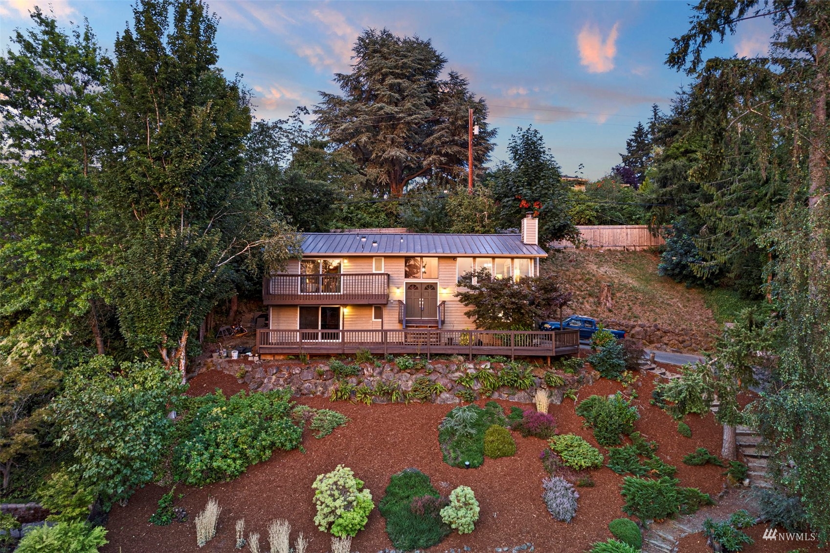 2530 E Phinney Bay Place