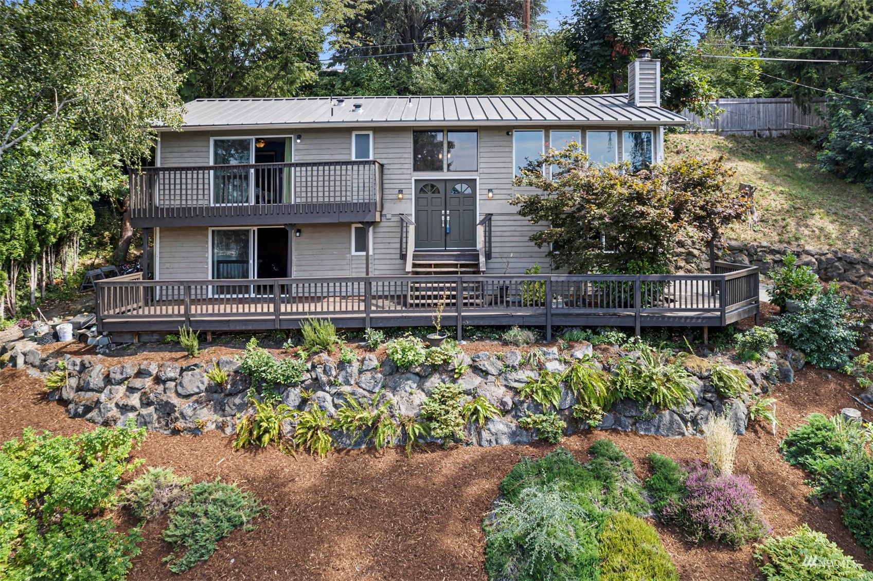 2530 E Phinney Bay Place