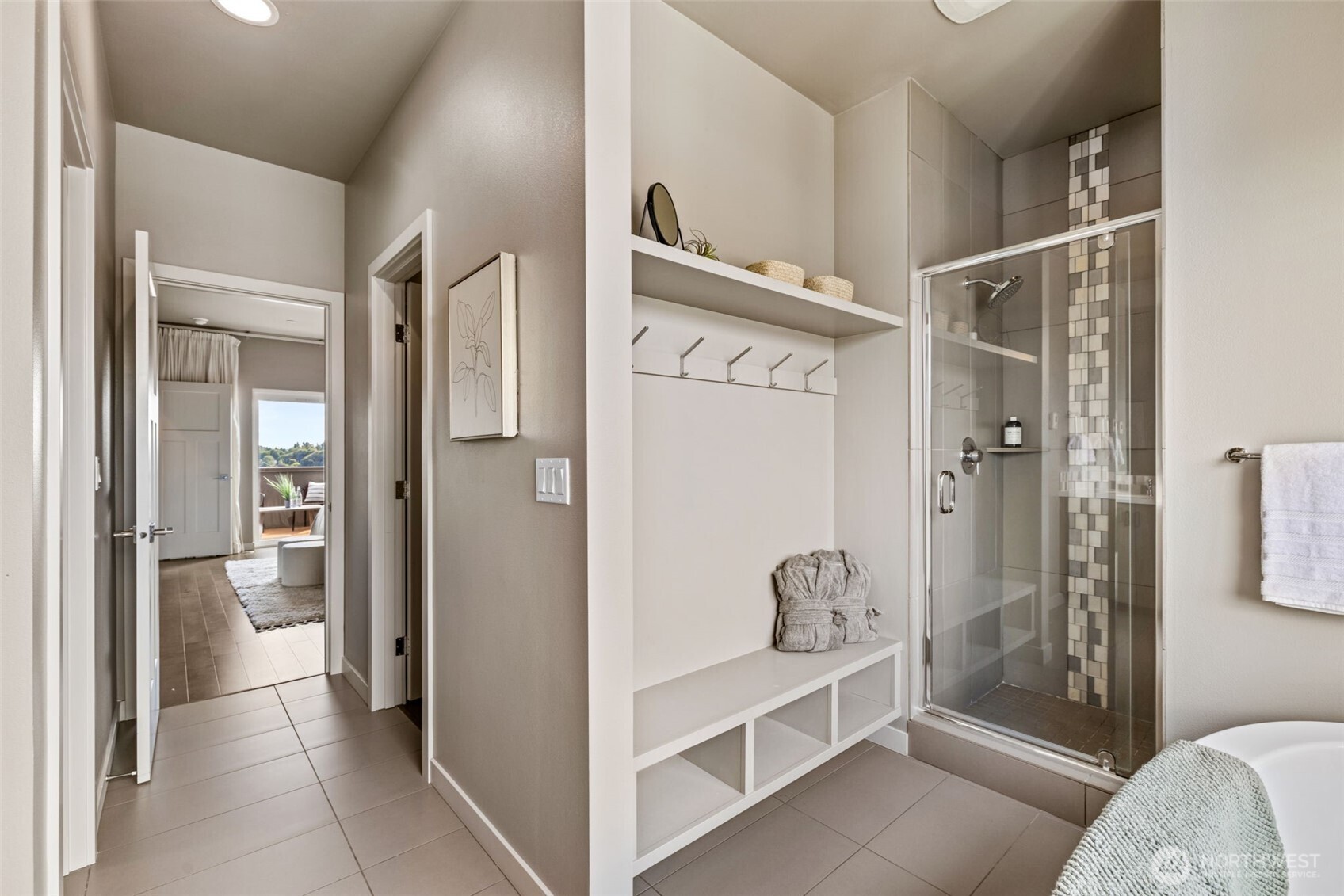 1616 E Yesler Way