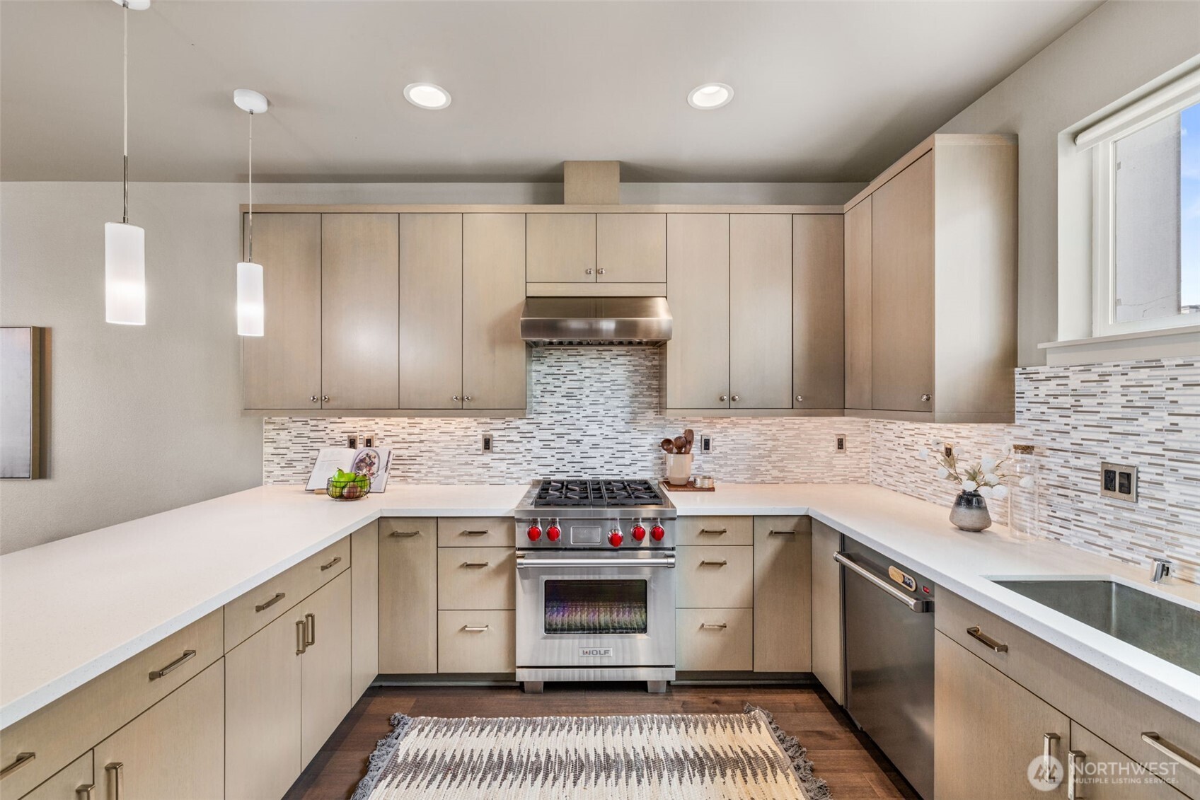 1616 E Yesler Way