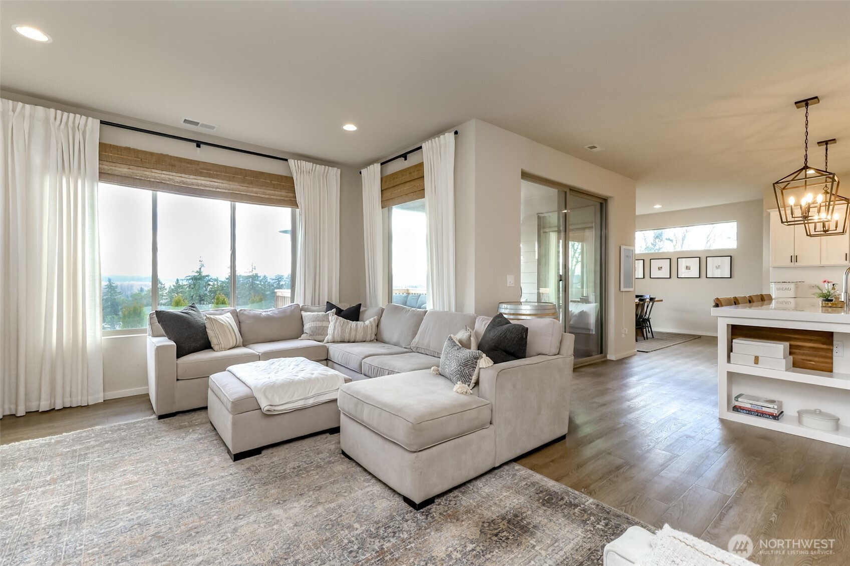 3160 84th Court E