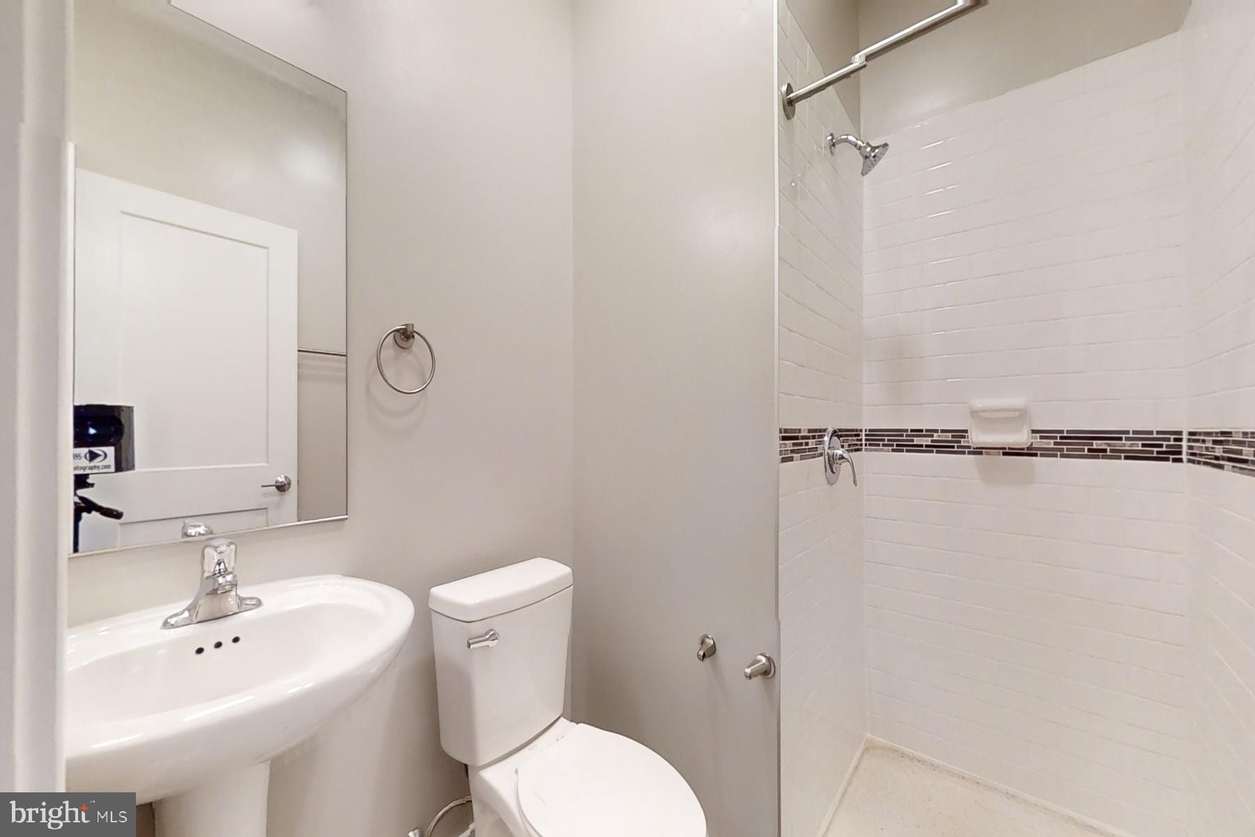 46 47th SE