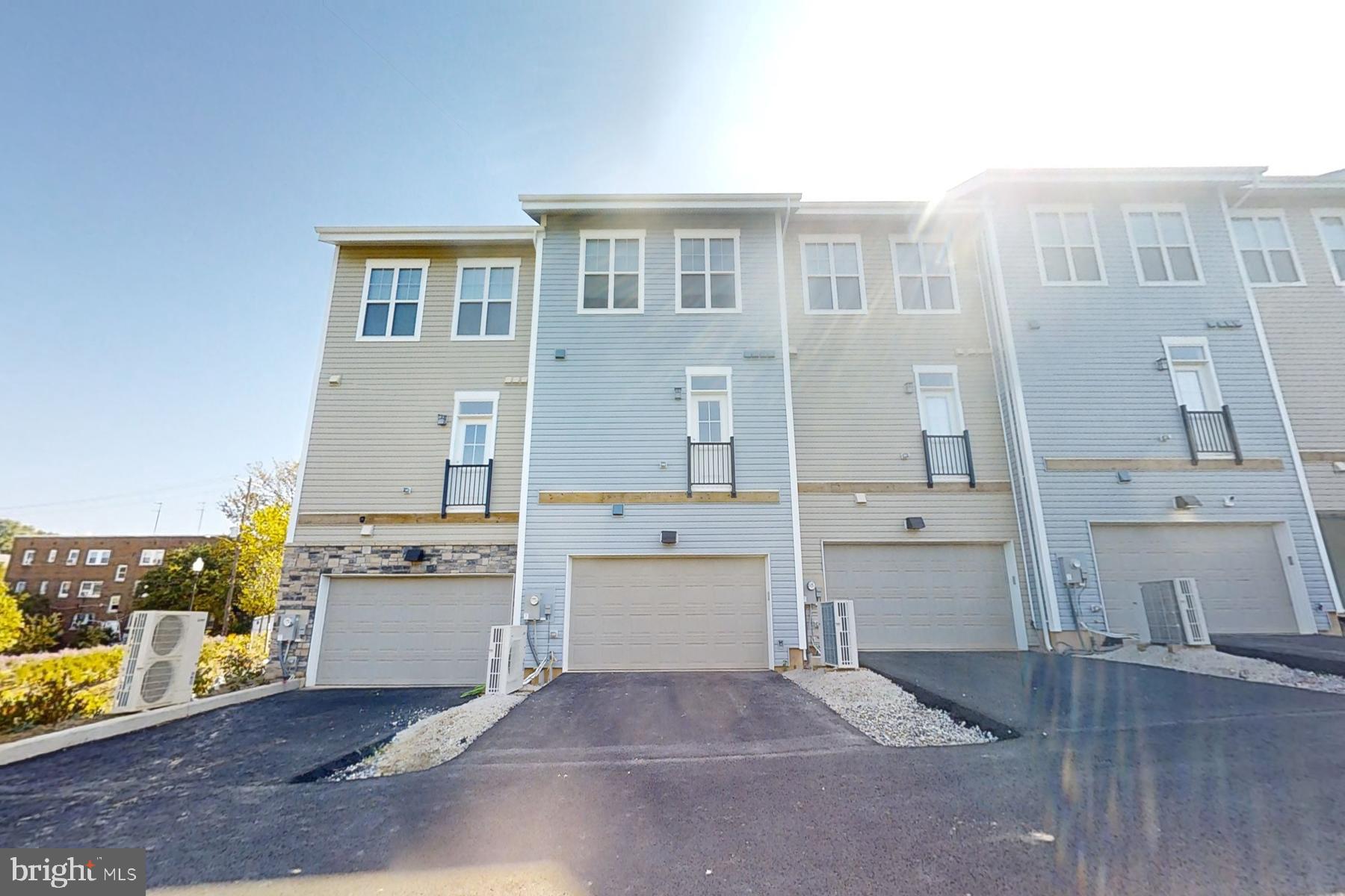 57 49th St SE