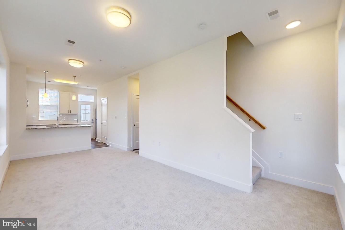 4900 East Capitol NE