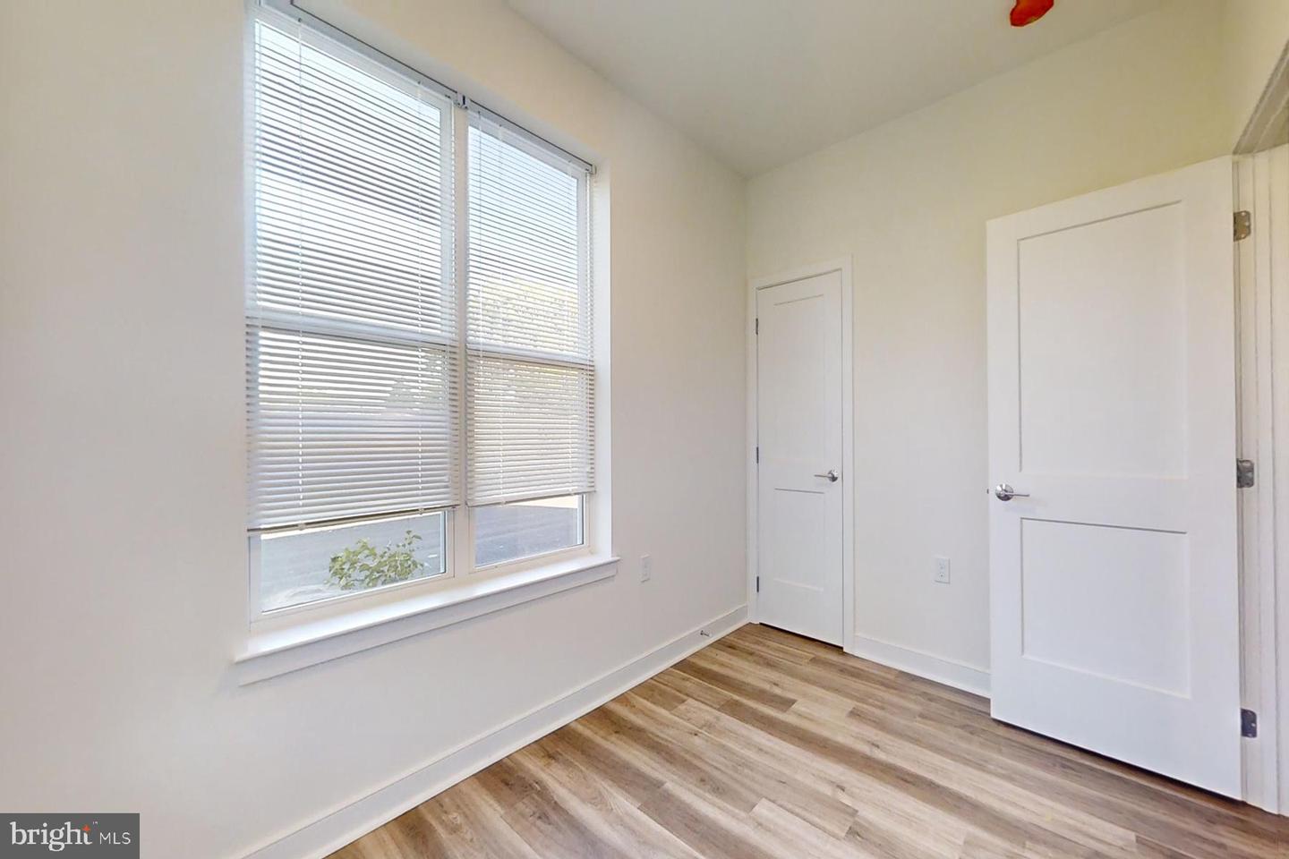 4900 East Capitol NE