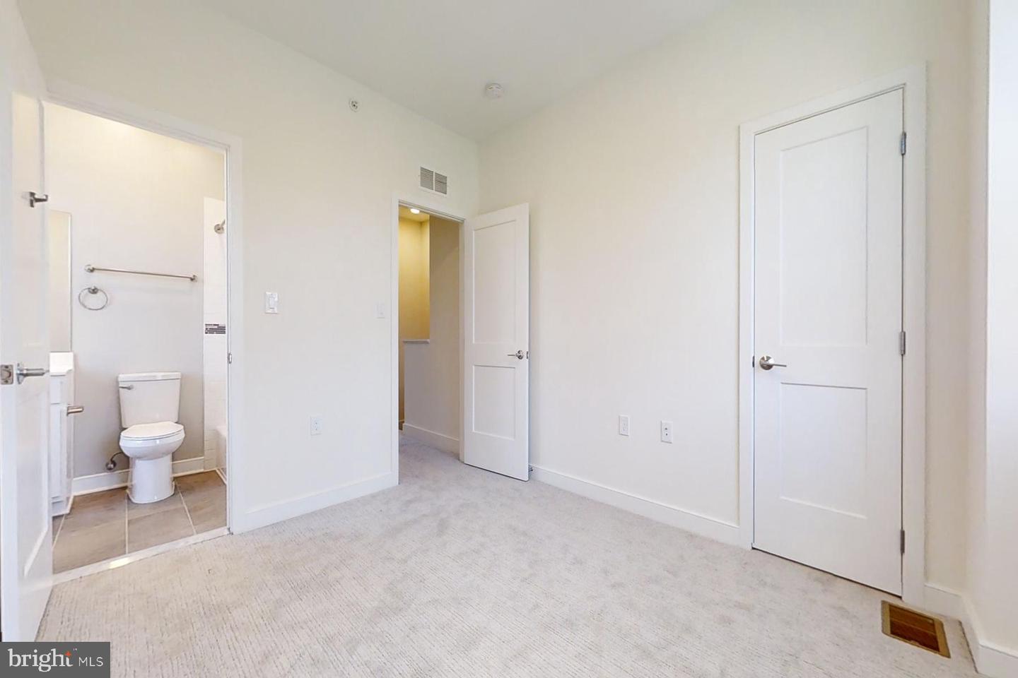 4908 East Capitol NE