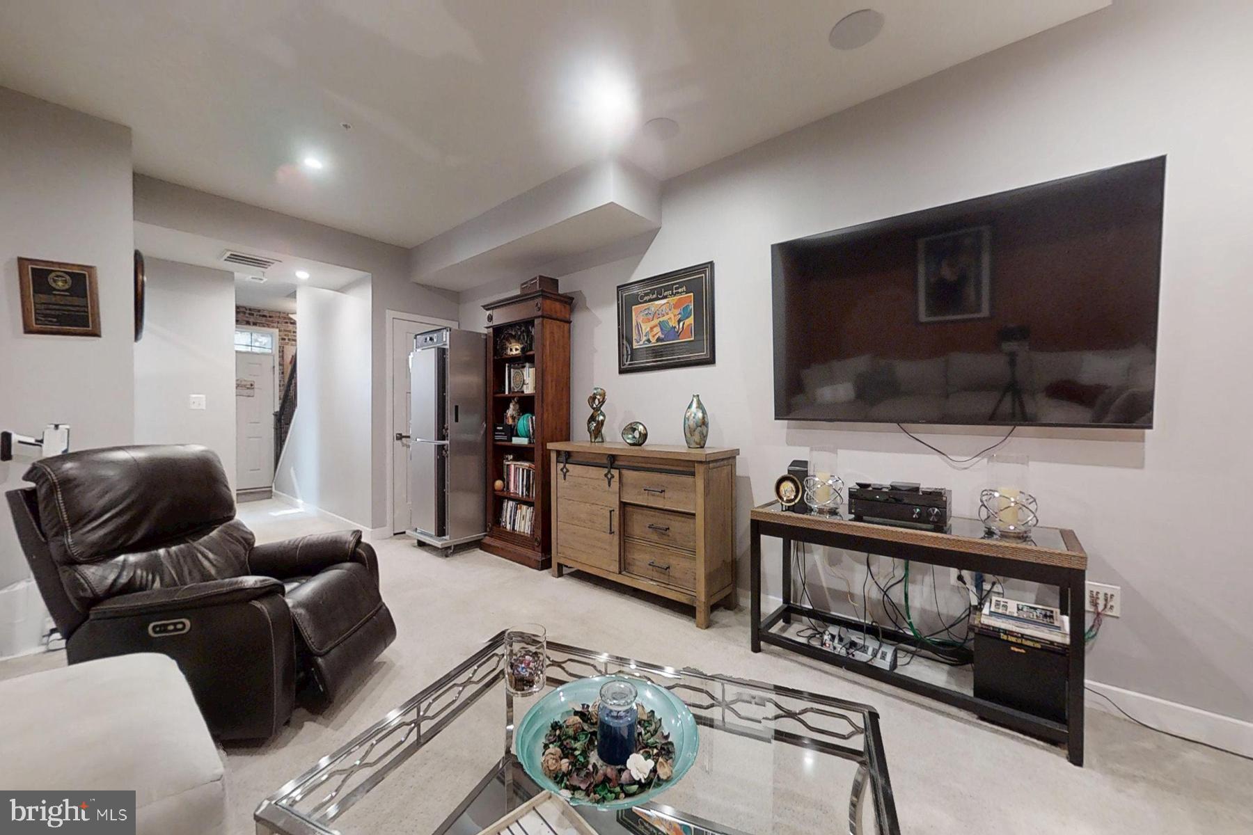 950 MISSISSIPPI AVENUE SE