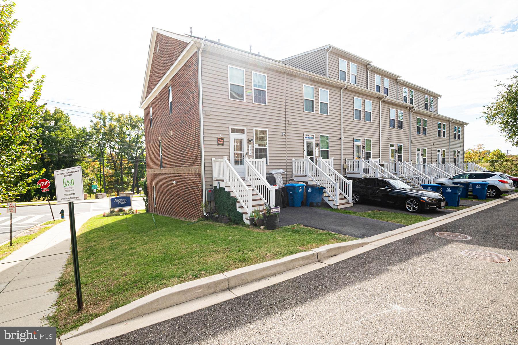 950 MISSISSIPPI AVENUE SE