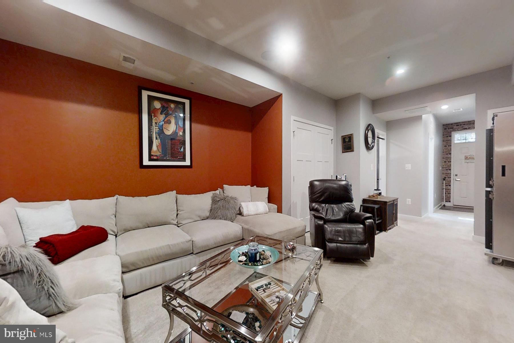 950 MISSISSIPPI AVENUE SE