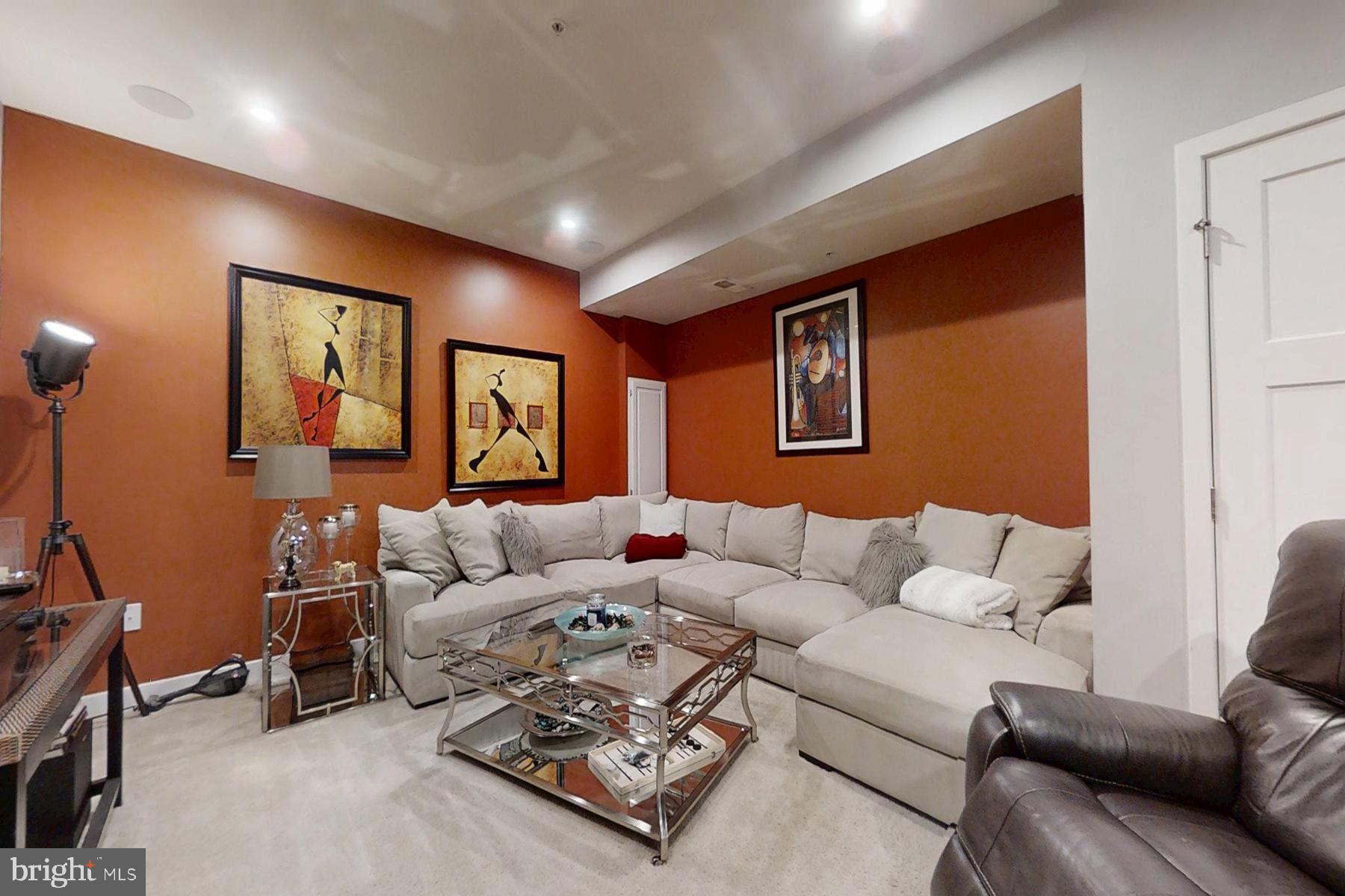 950 MISSISSIPPI AVENUE SE