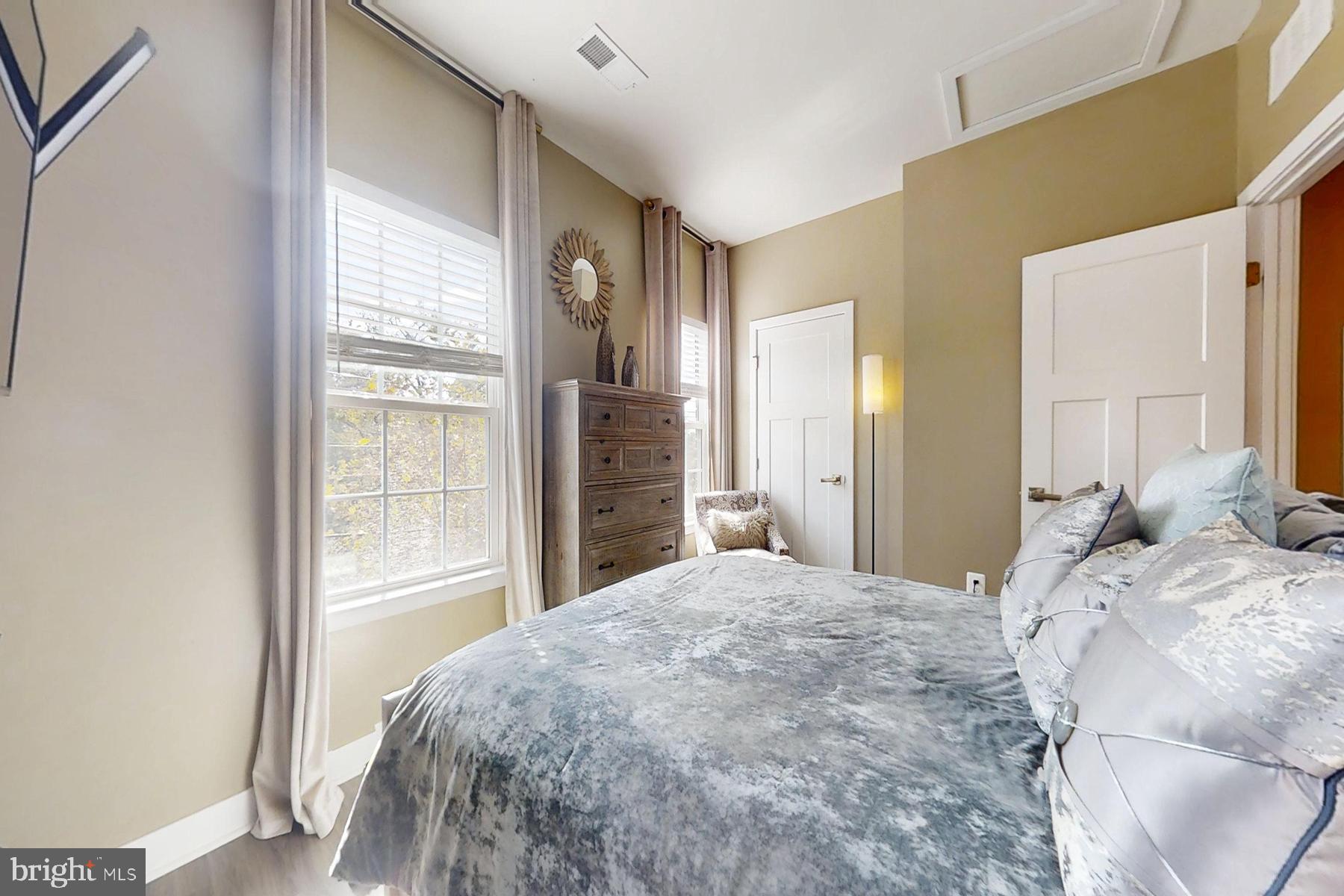 950 MISSISSIPPI AVENUE SE