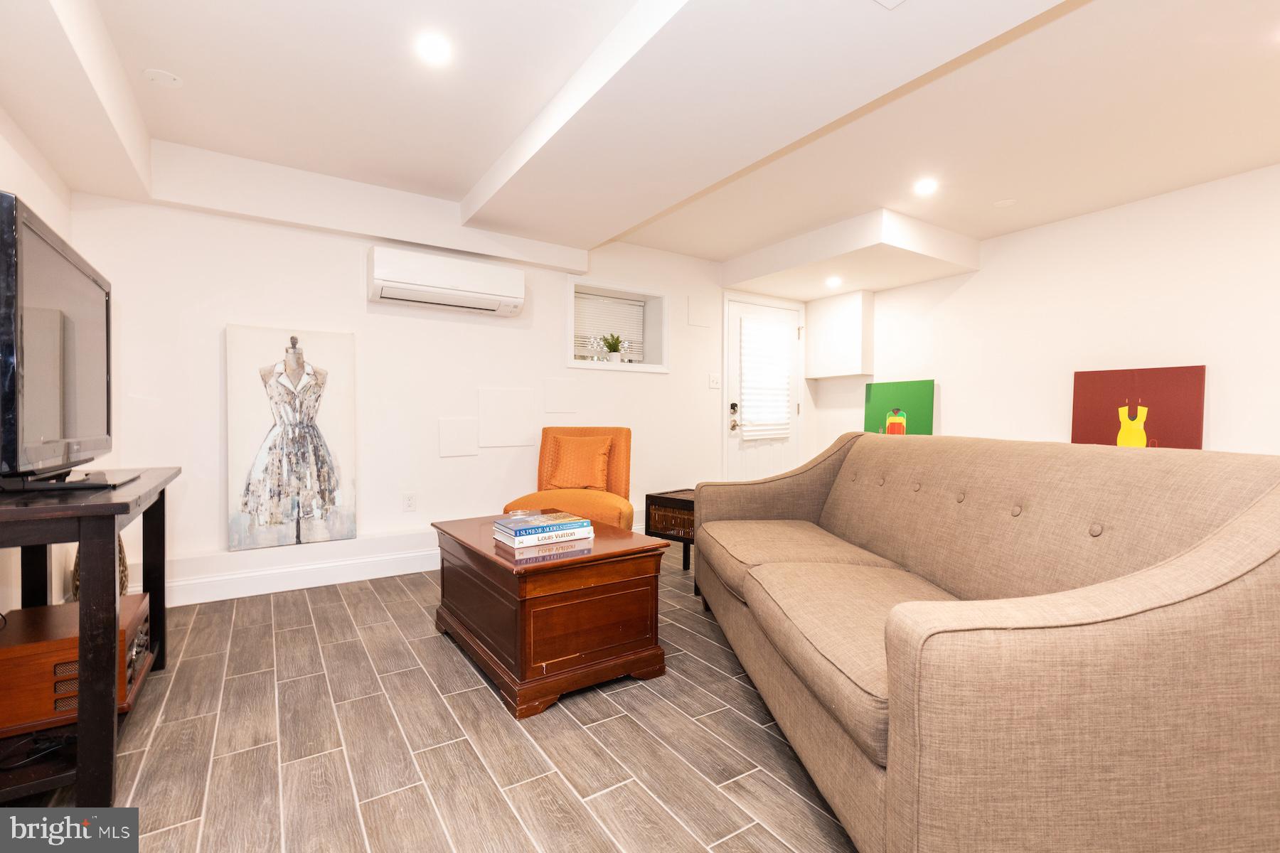 627 PRINCETON PLACE NW