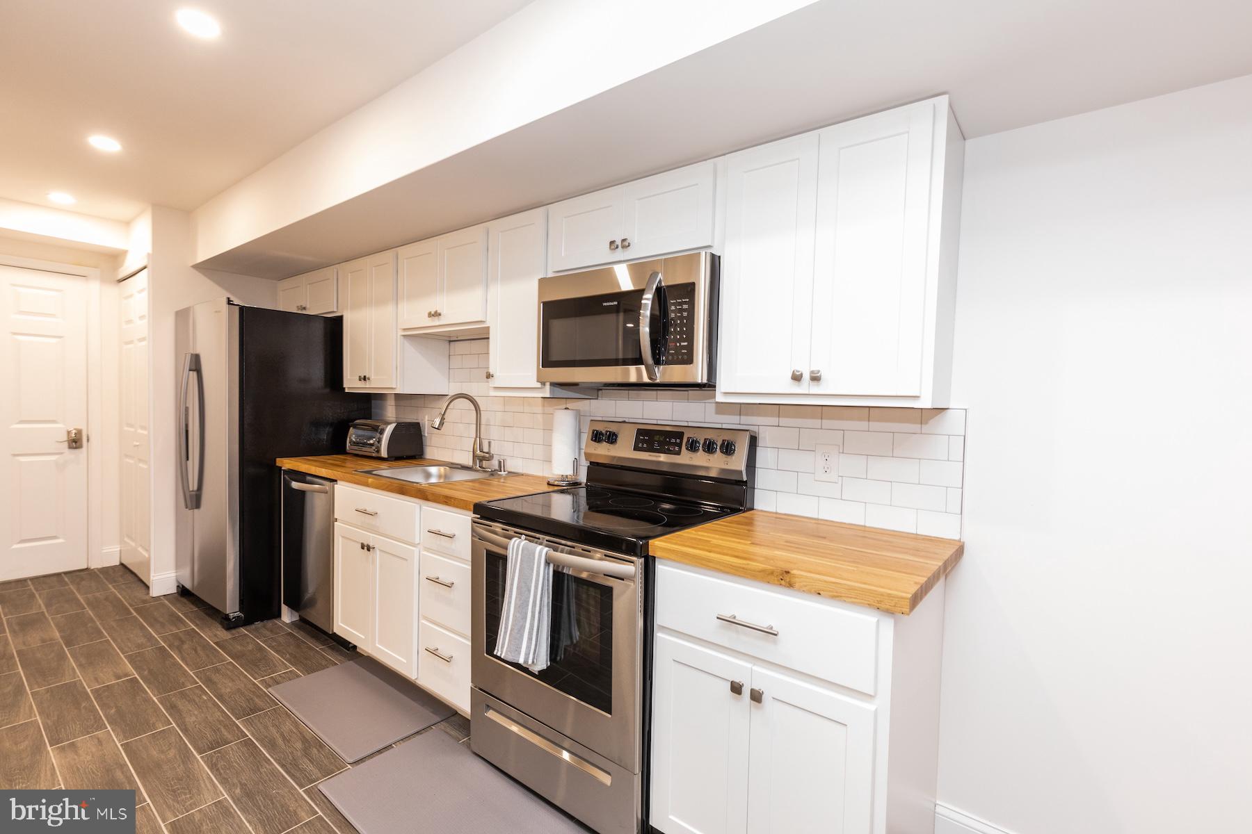 627 PRINCETON PLACE NW