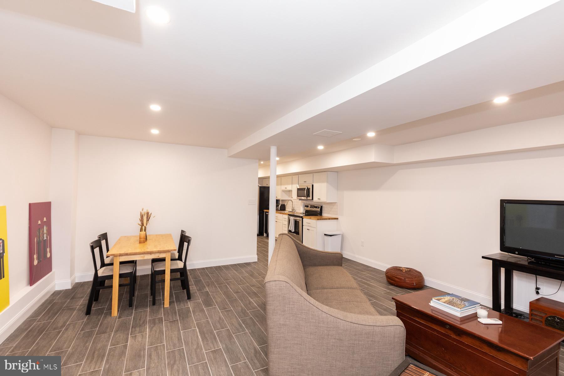 627 PRINCETON PLACE NW