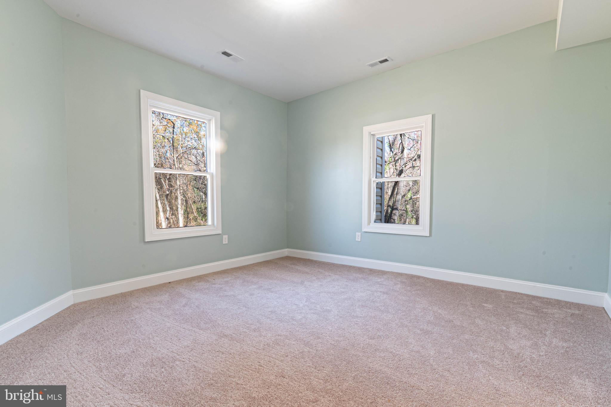 6414 Old Landover Rd
