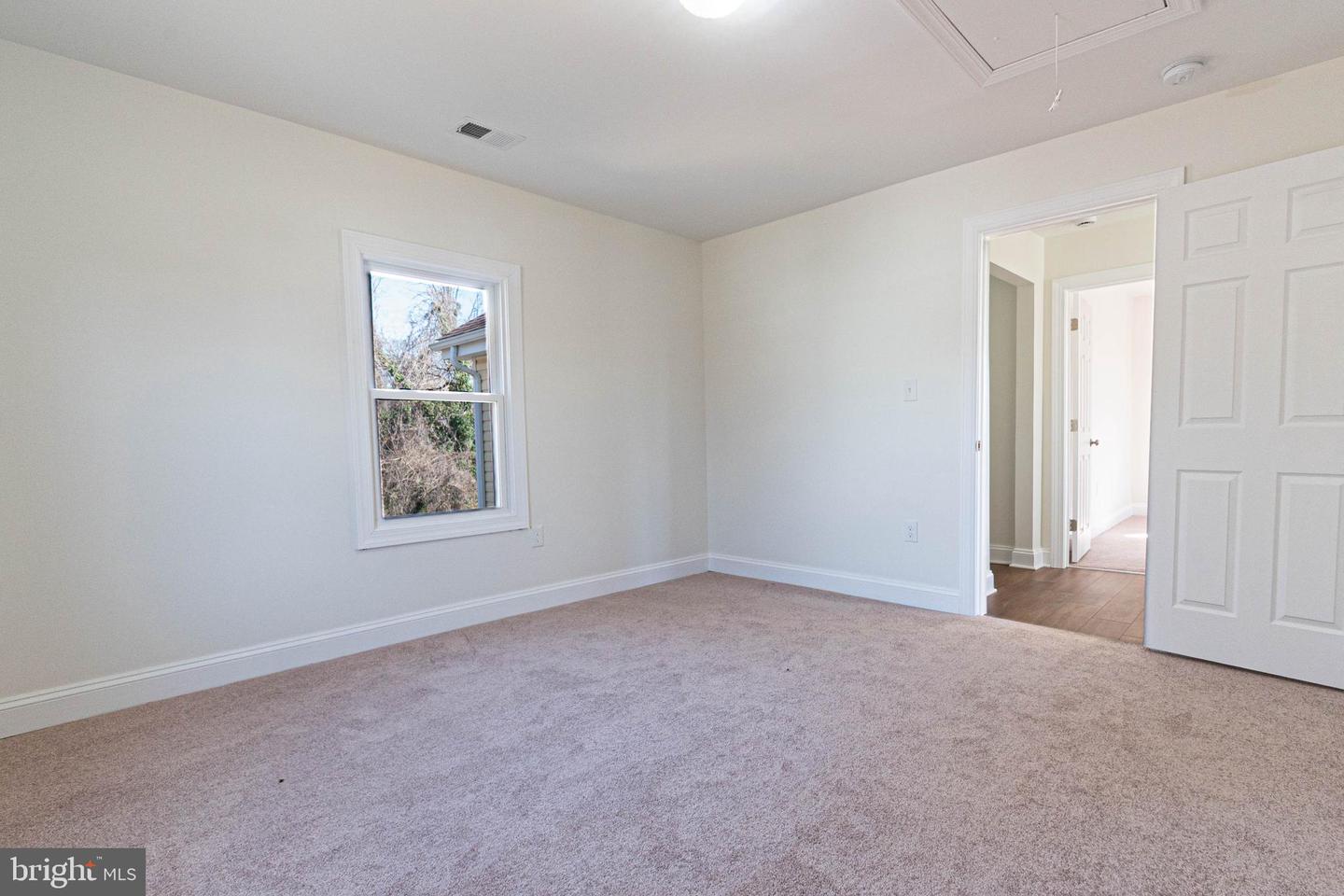 6414 Old Landover Rd