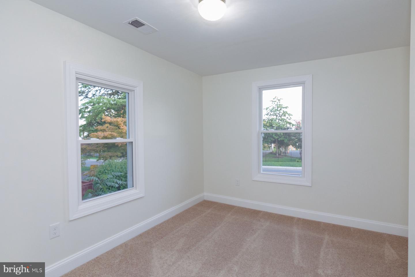 6414 Old Landover Rd