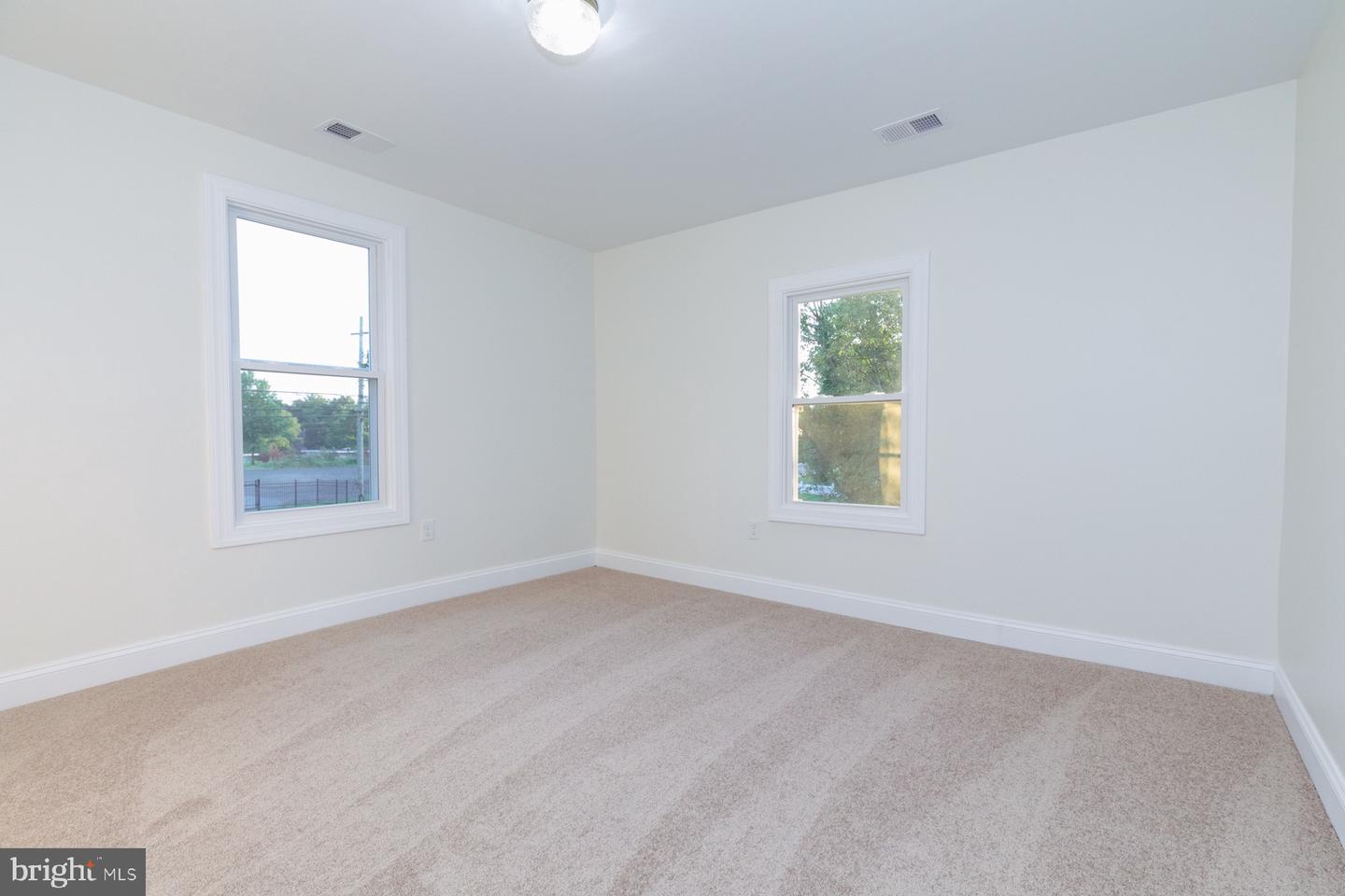 6414 Old Landover Rd