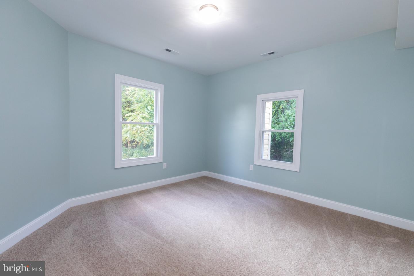 6414 Old Landover Rd