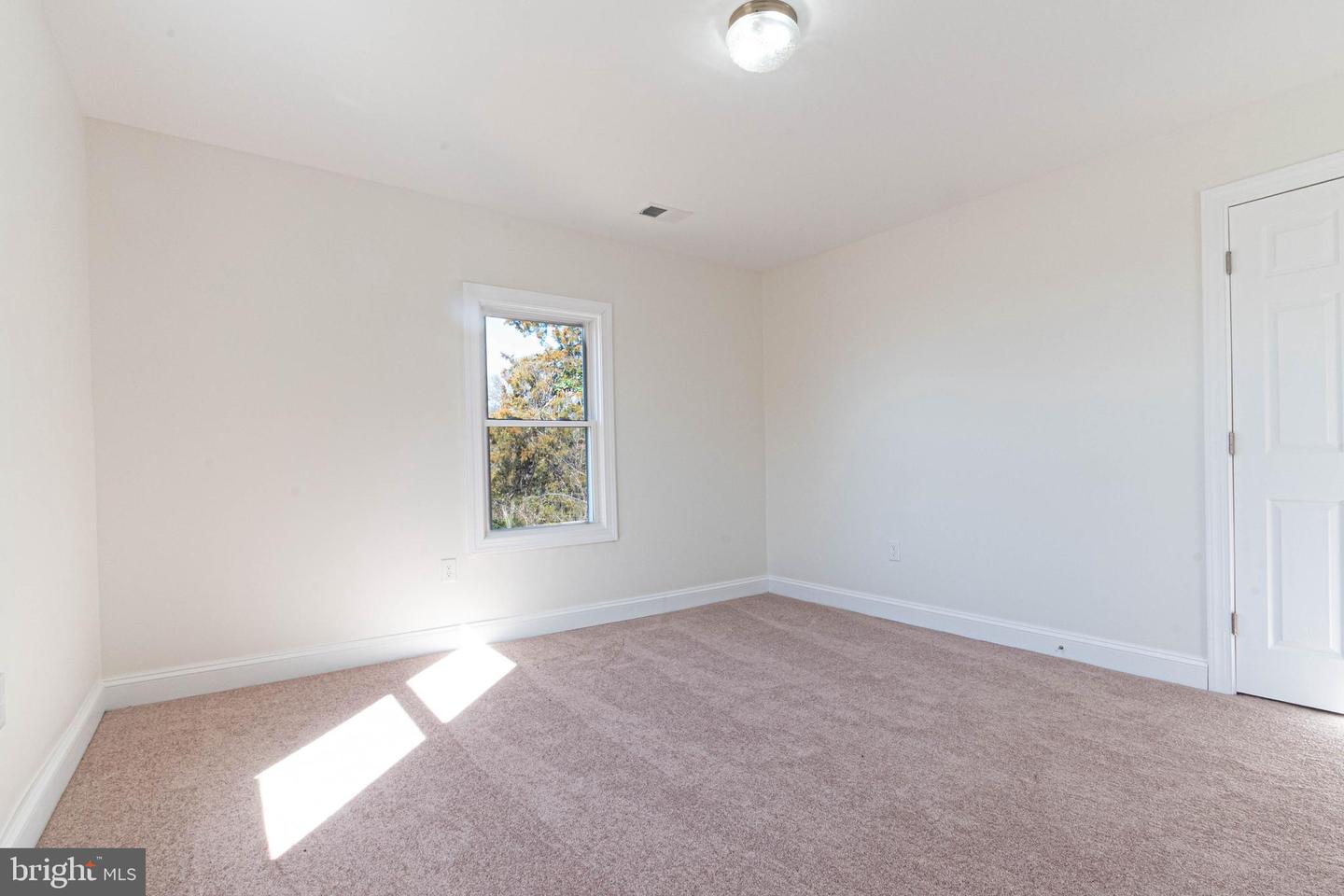 6414 Old Landover Rd