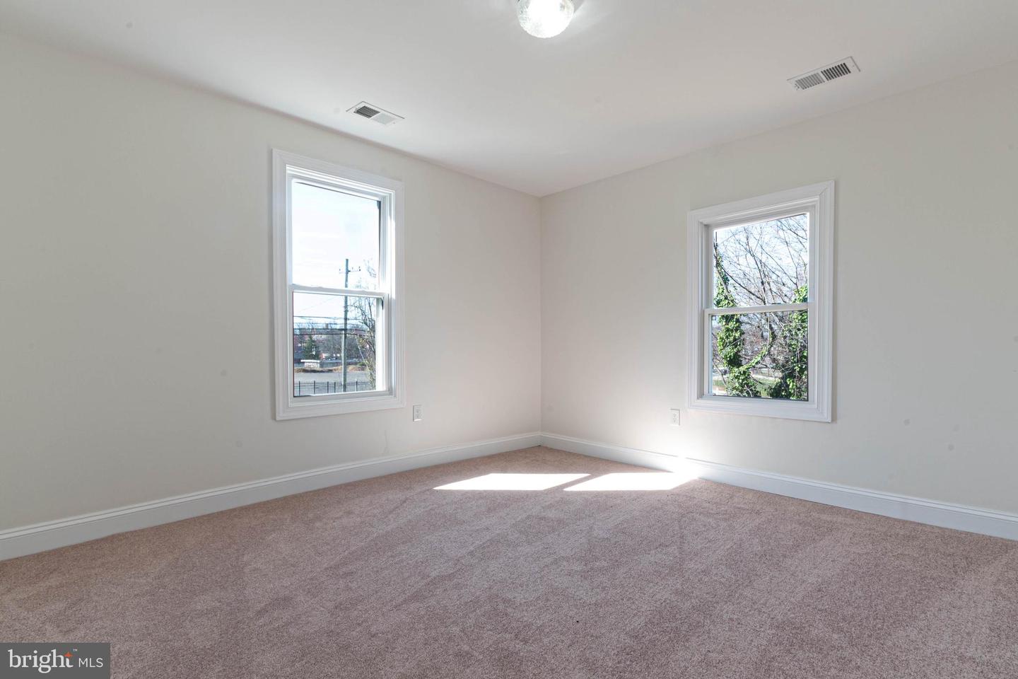 6414 Old Landover Rd