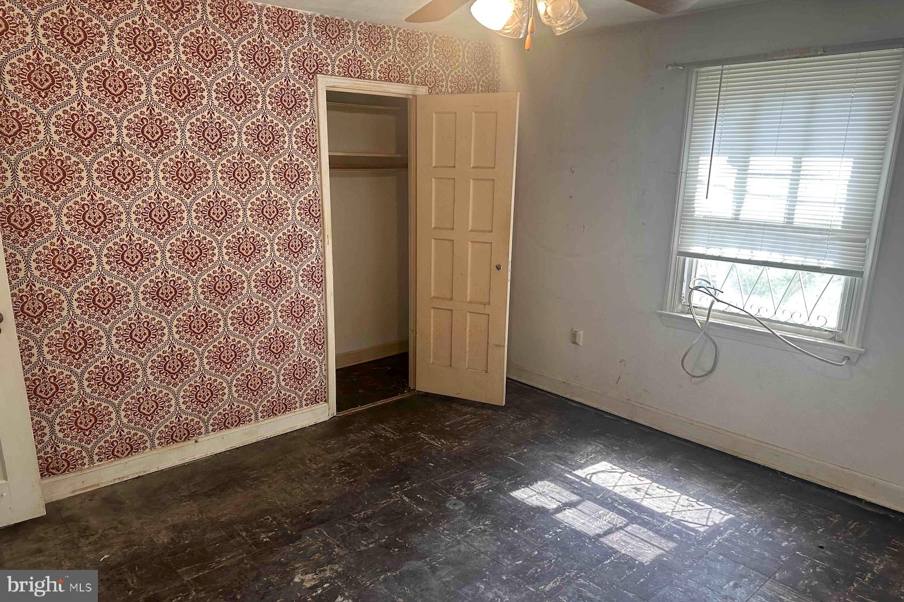 6923 STANDISH DRIVE