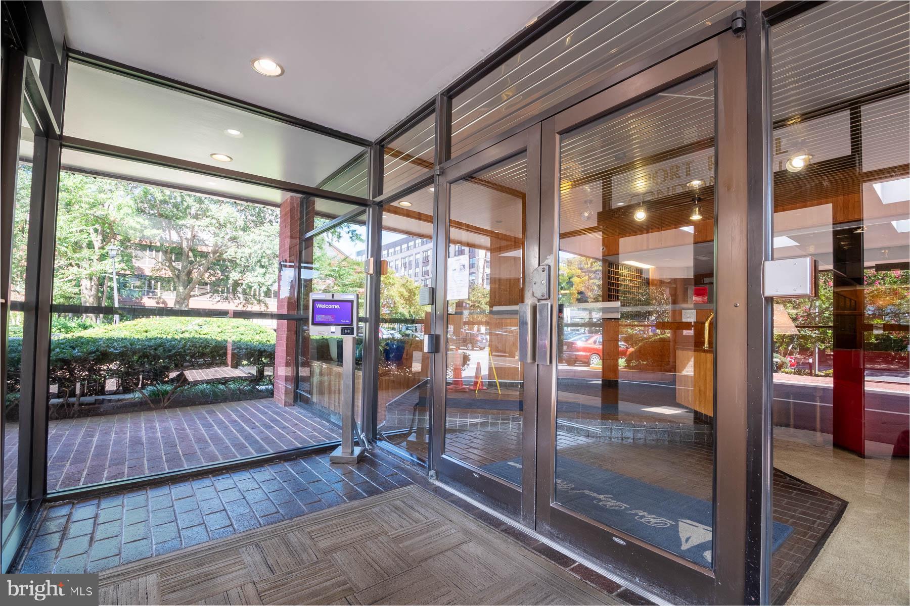 801 N Pitt STREET Unit: 1101