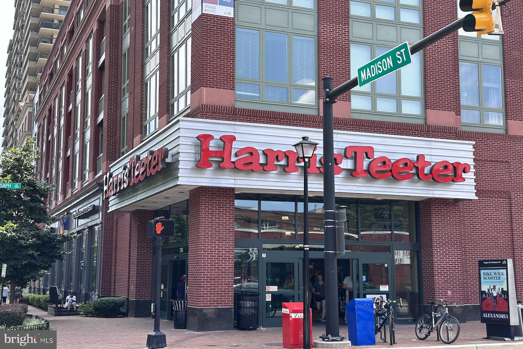 801 N Pitt STREET Unit: 1101