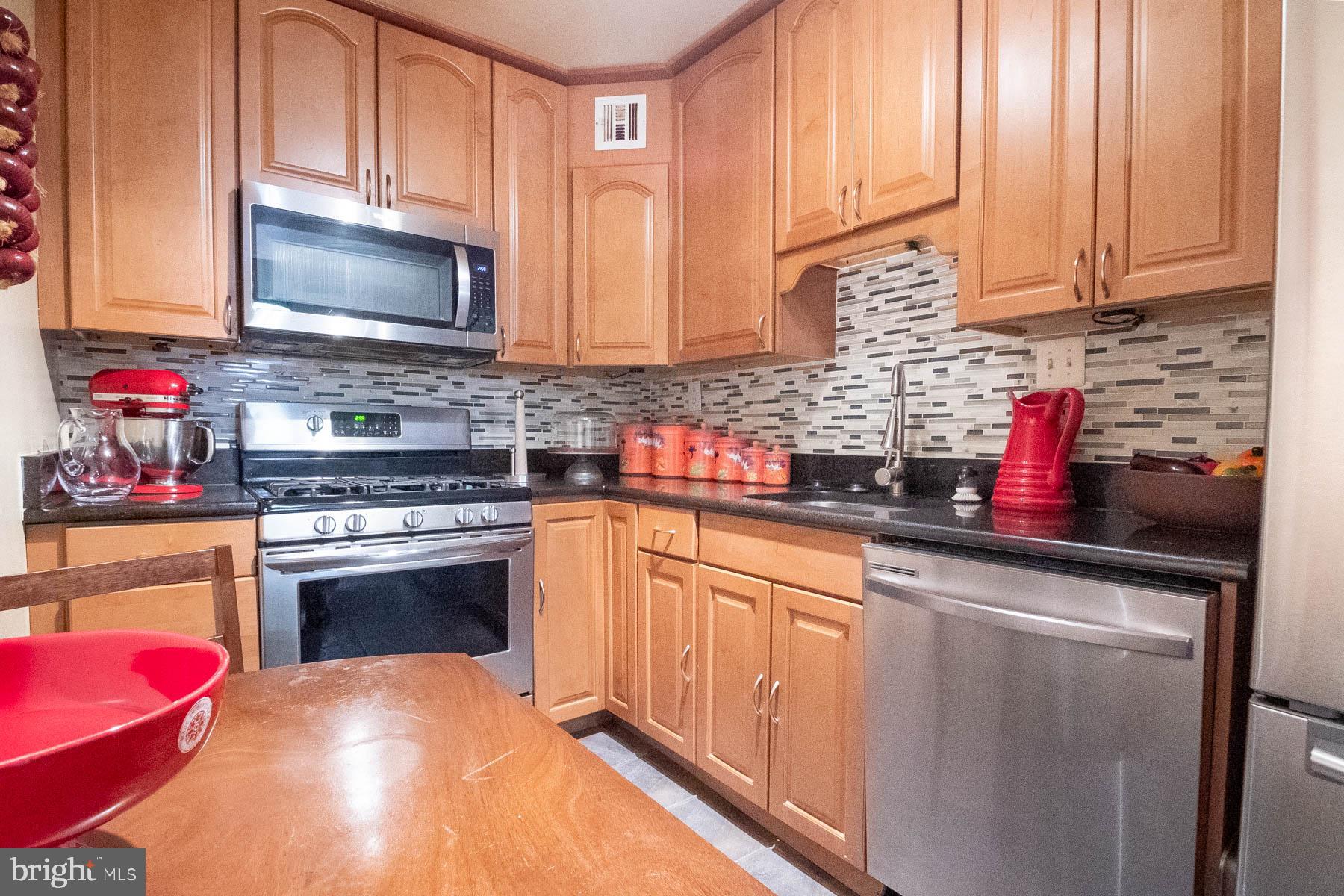 801 N Pitt STREET Unit: 1101