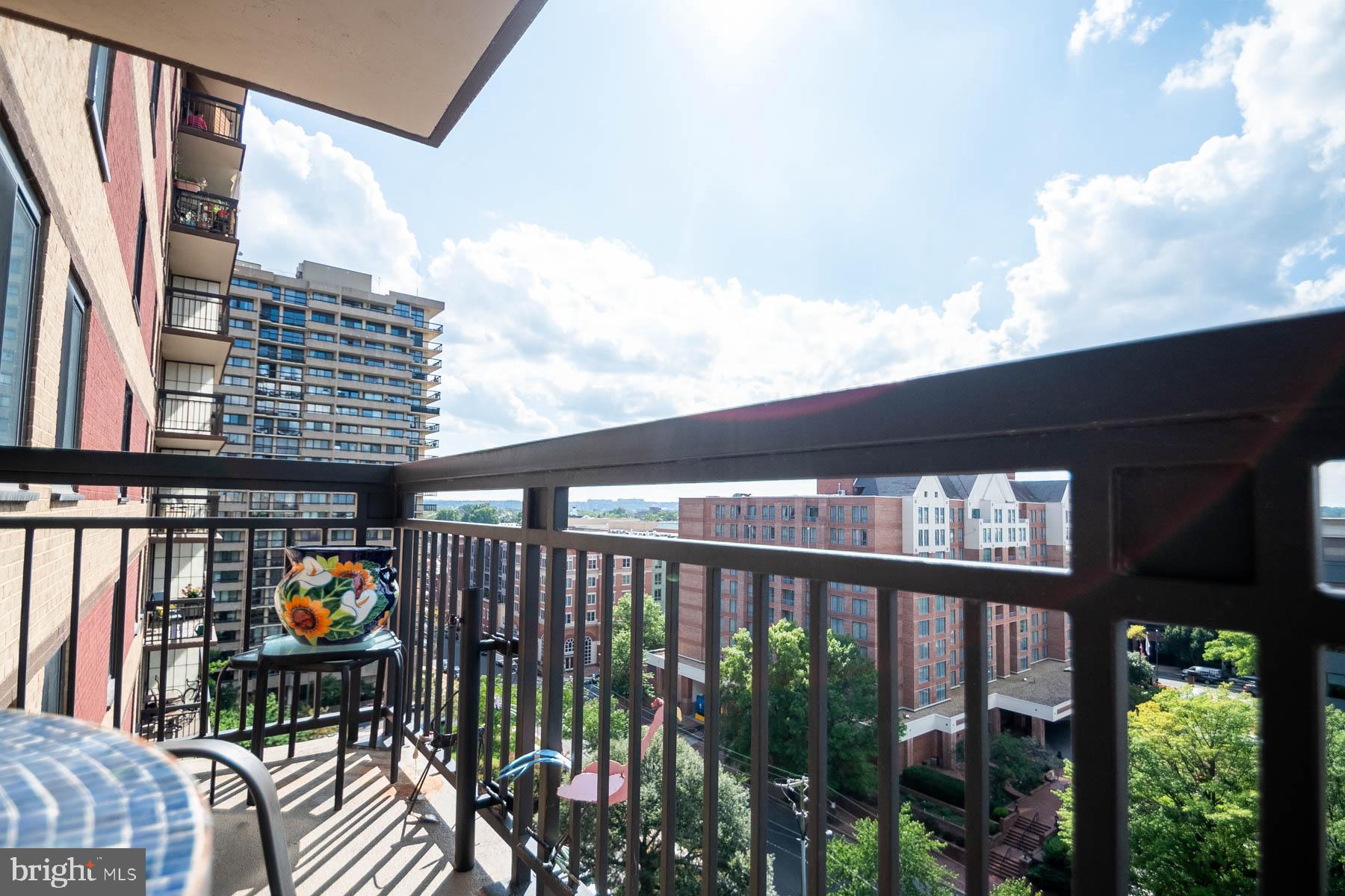 801 N Pitt STREET Unit: 1101