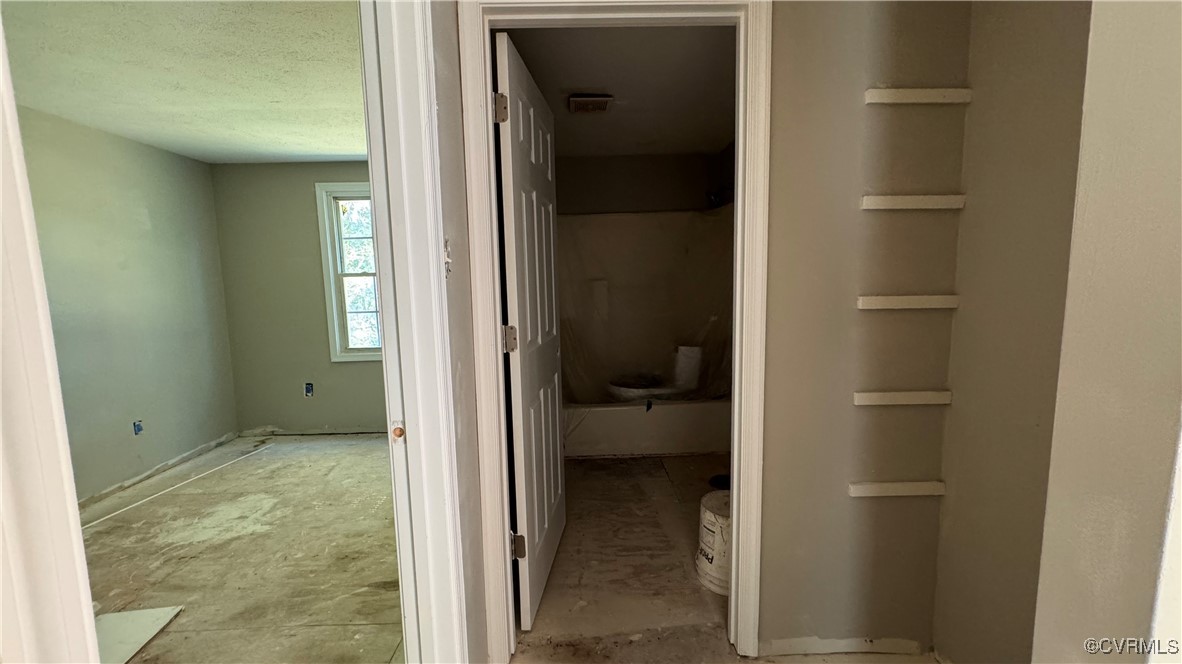 2821 Remington Rd.