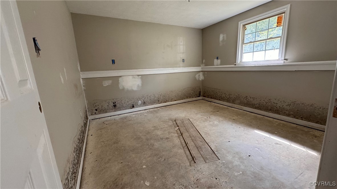 2821 Remington Rd.