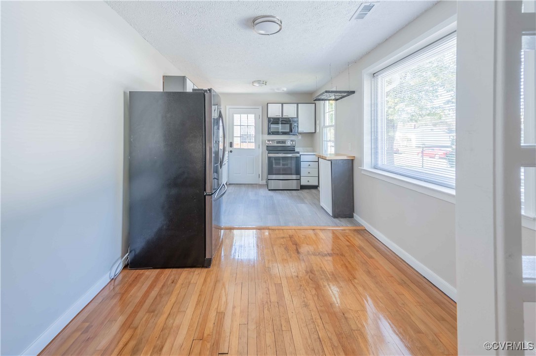 115 S Grove Ave