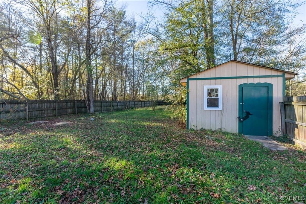 20204 Laurel Rd