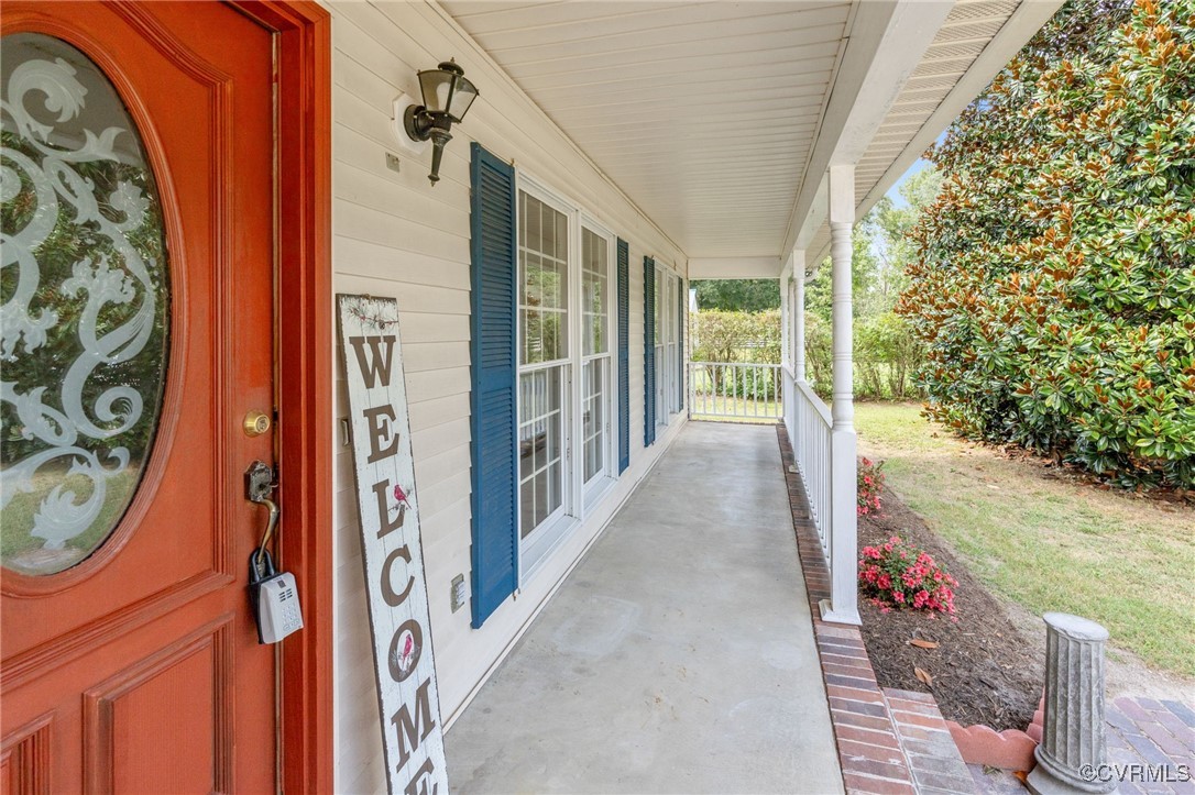 3245 Greenwood Ct