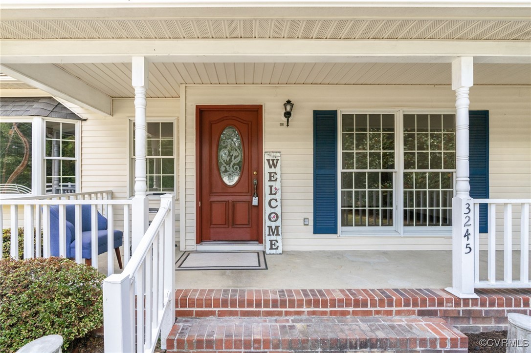 3245 Greenwood Ct