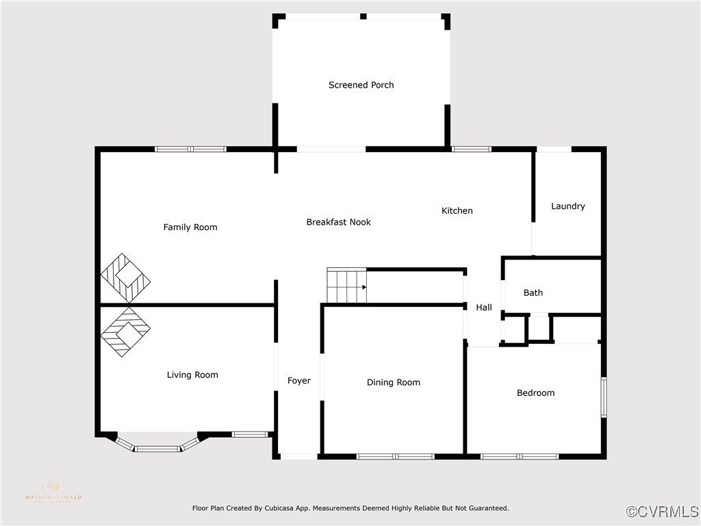 3245 Greenwood Ct