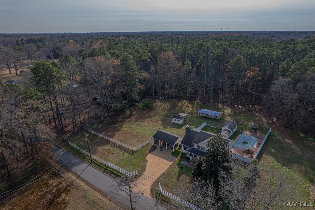 3245 Greenwood Ct