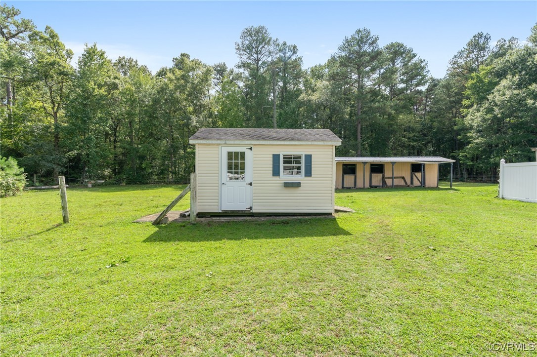 3245 Greenwood Ct