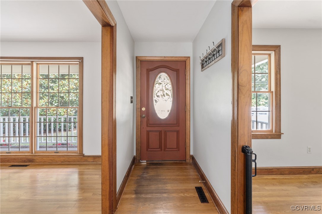 3245 Greenwood Ct