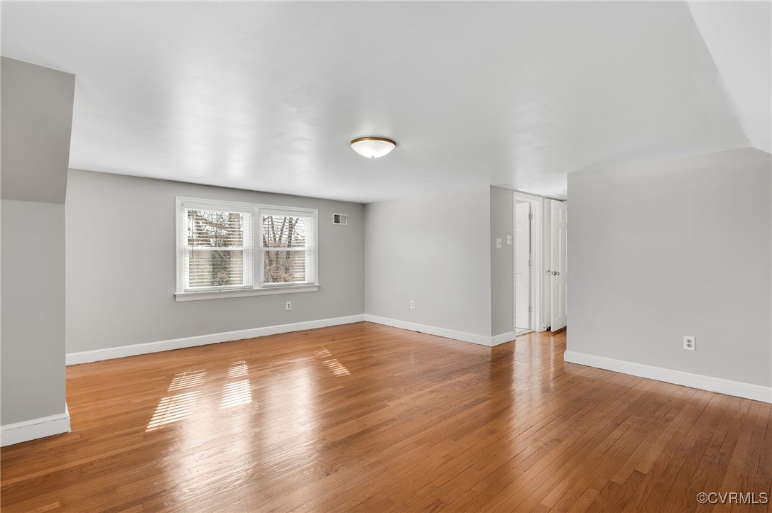 10921 Weybridge Rd