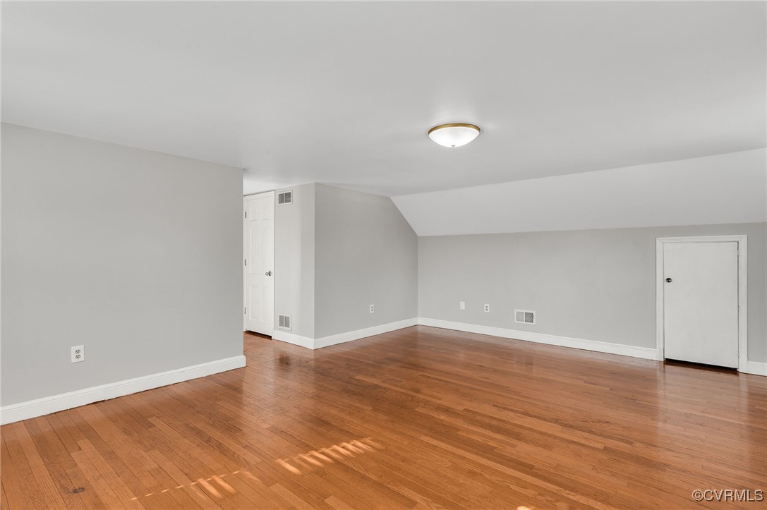 10921 Weybridge Rd