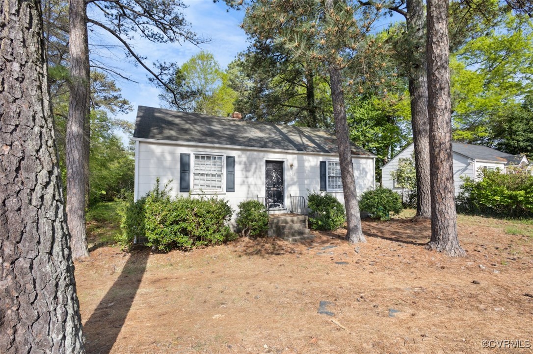 1512 Glenside Dr