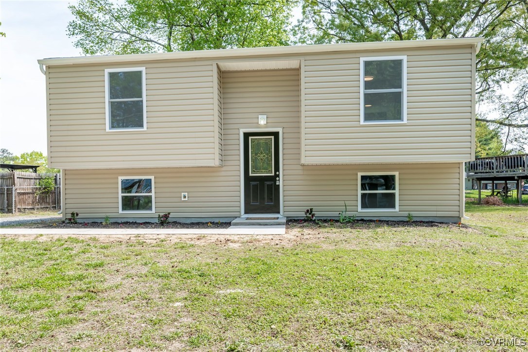 2821 Remington Rd
