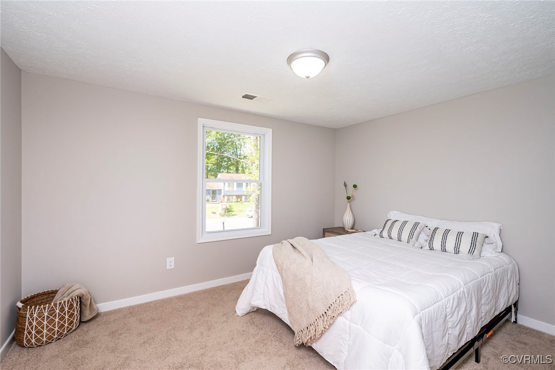 2821 Remington Rd