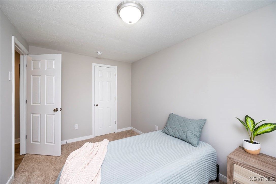 2821 Remington Rd