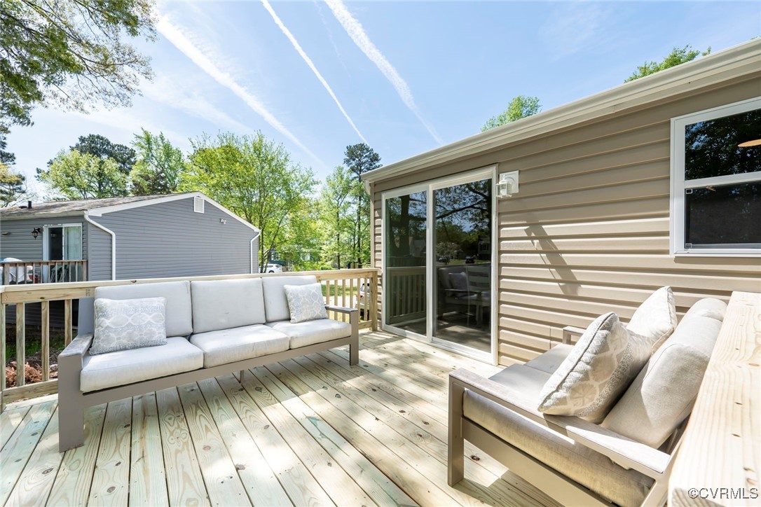 2821 Remington Rd