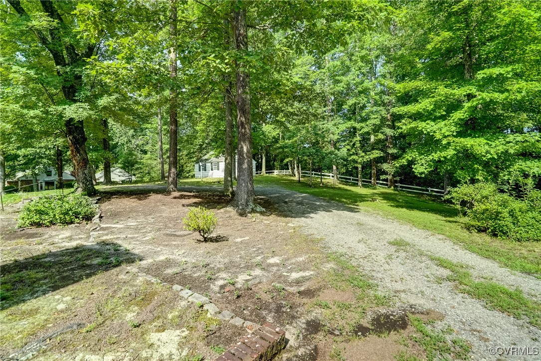 1604 Michaels Rd