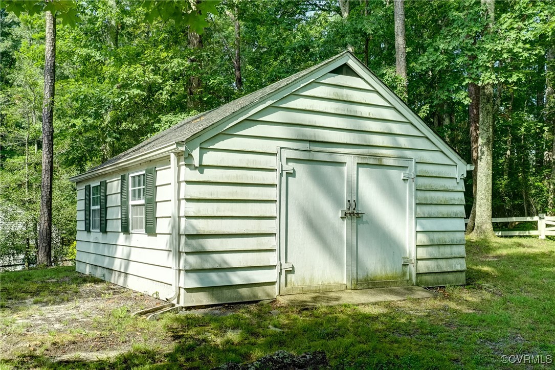 1604 Michaels Rd